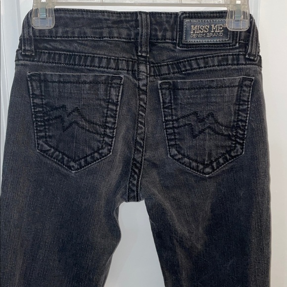 Miss Me Charcoal Skinny Jeans - Picture 4 of 8